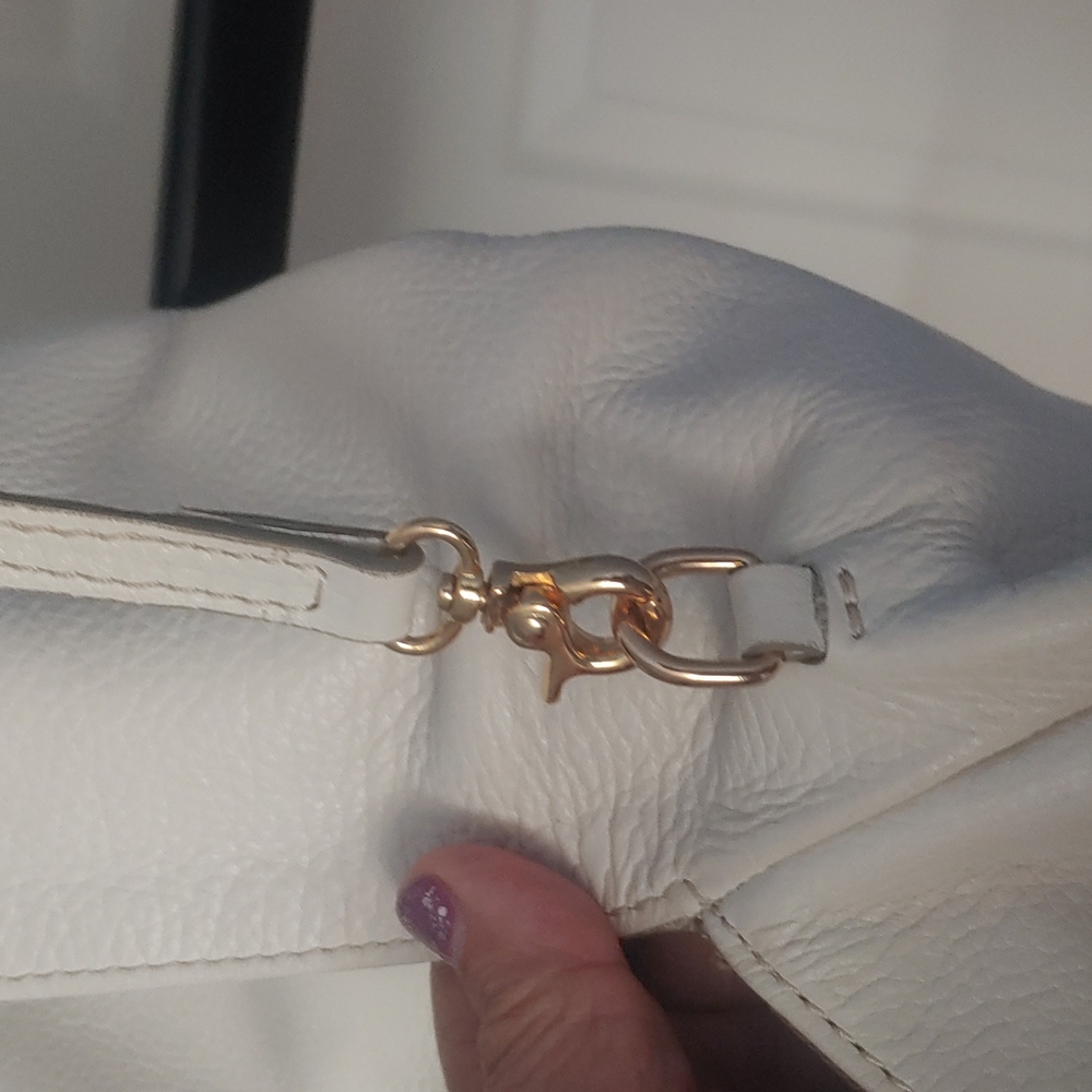 IACUCCI ITALIAN LEATHER PURSE. NWOT. - Picture 7 of 10